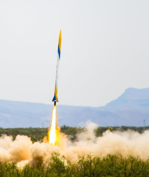 Tortas 8 Launch/Awards Photo